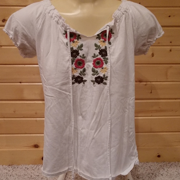 molly maxi Tops - Molly Maxi short sleeve embroidered floral small